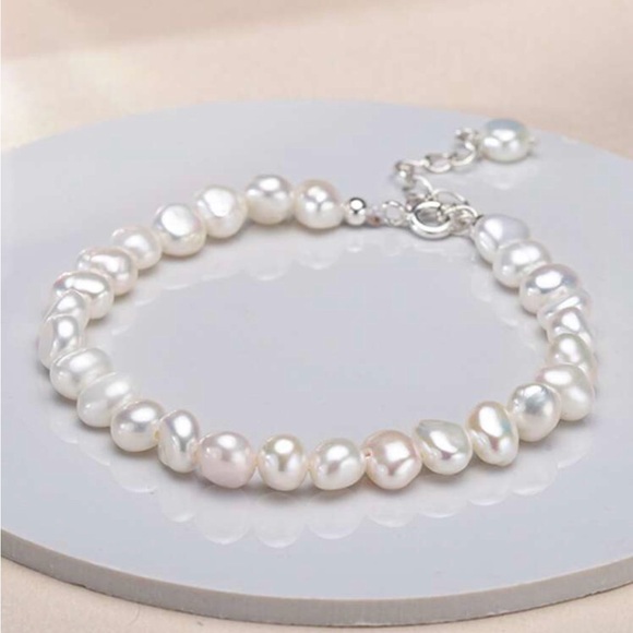 Jewelry - Freshwater Pearl Bracelet